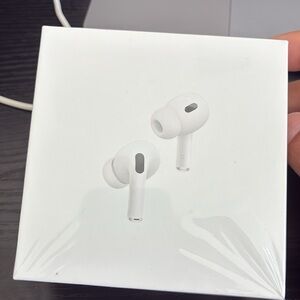 & Other Stories White Earbud Headphones